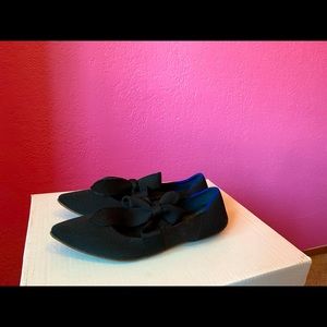 Black Rothy Mary Jane 8.5 Flats